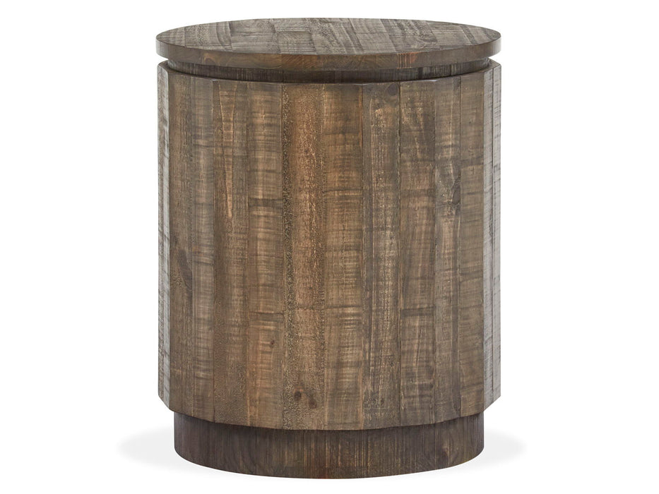 Baisden - Round Accent End Table - Tobacco Magnussen Furniture