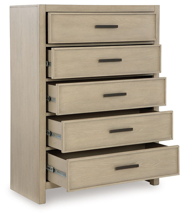Calmoro - Five Drawer Chest - Gray Ashley®