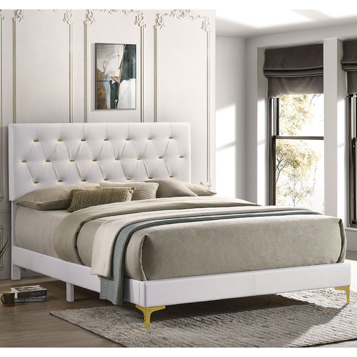 James - Panel Bed Furniture Max