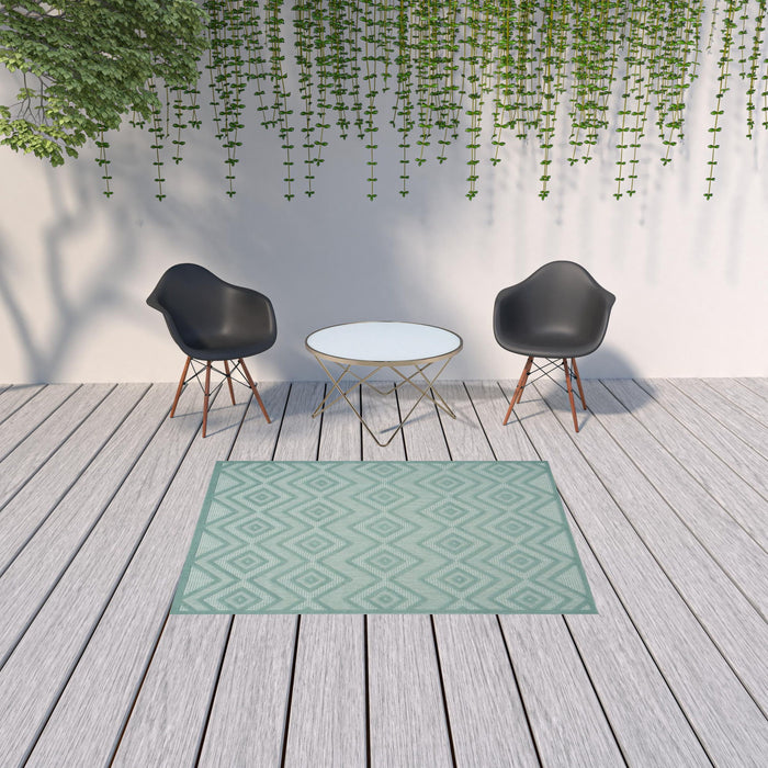 5' X 7' Argyle Indoor / Outdoor Area Rug - Aqua / Teal