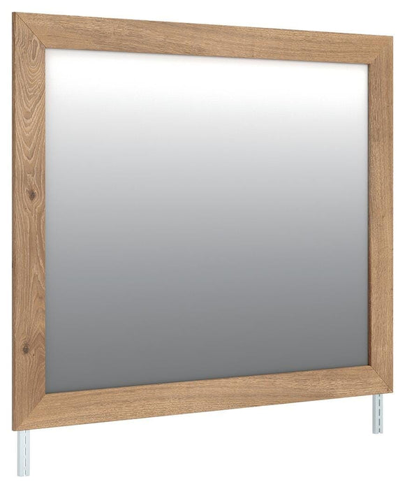 Brozmont - Bedroom Mirror - Tan Benchcraft®