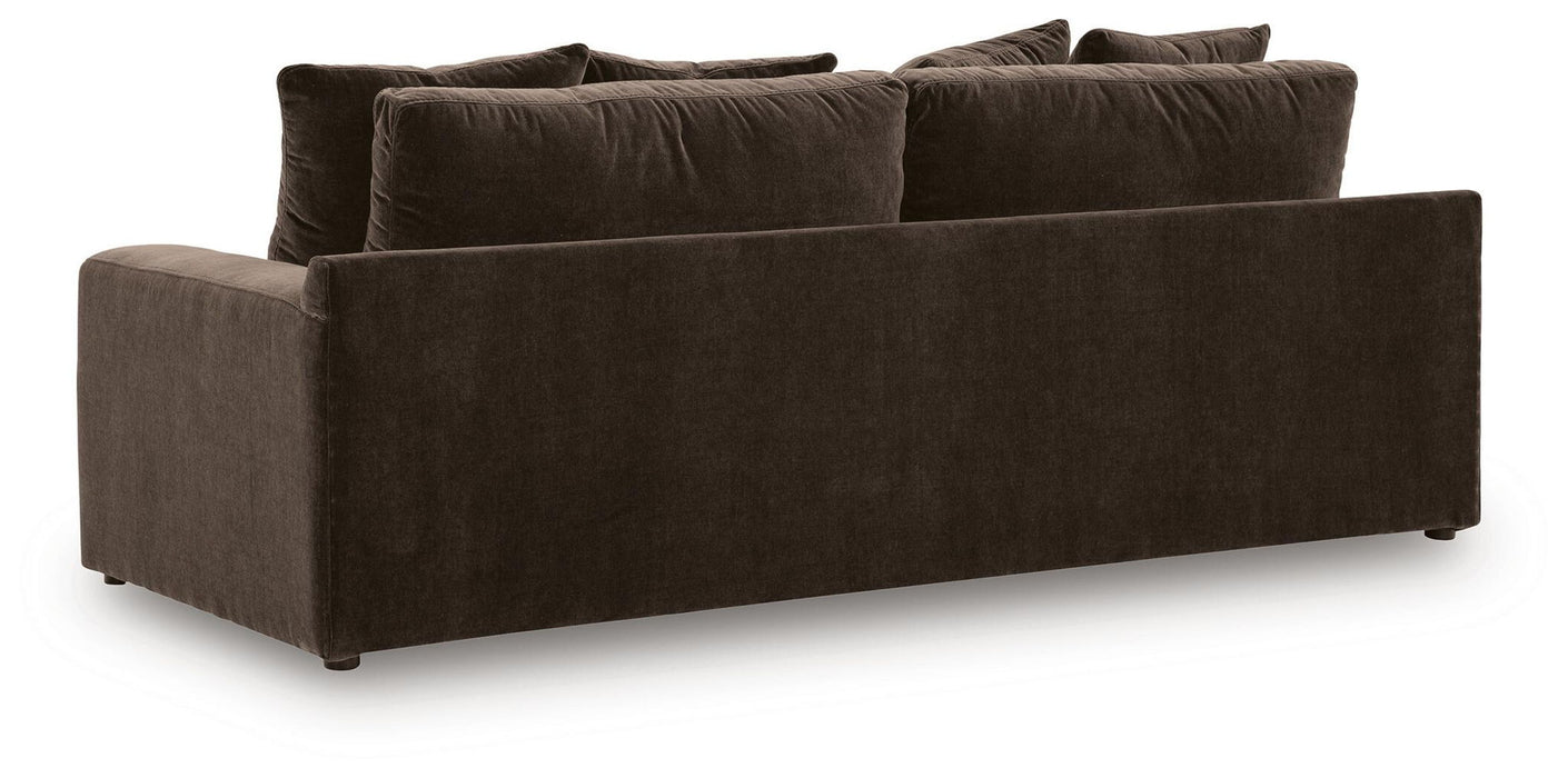 Maxton Heights - Sofa Benchcraft®