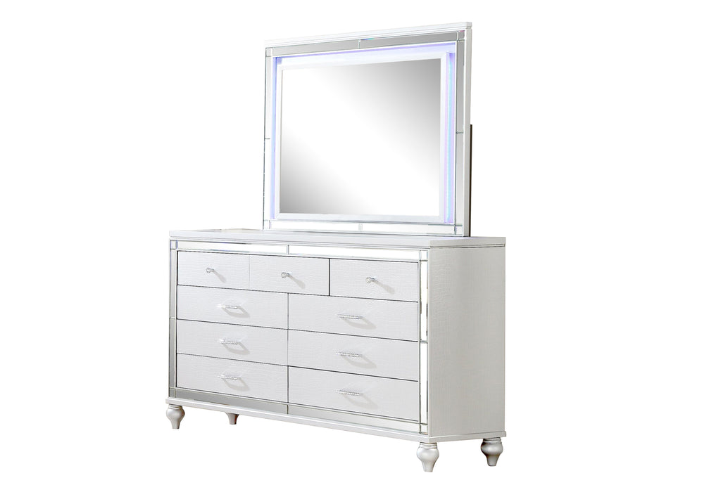 Sterling Mirror Framed Dresser Made With Wood In White Color