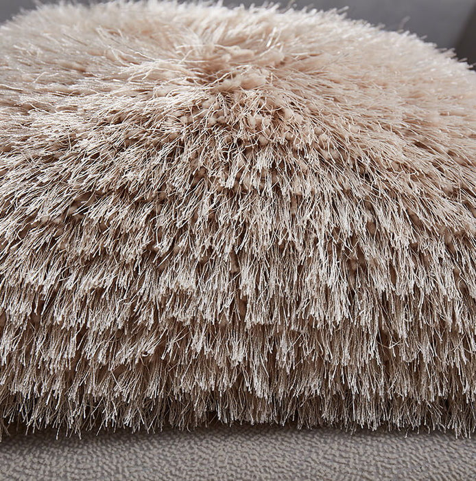 Decorative Shaggy Pillow With Lurex (18 In X 18 In) - Beige